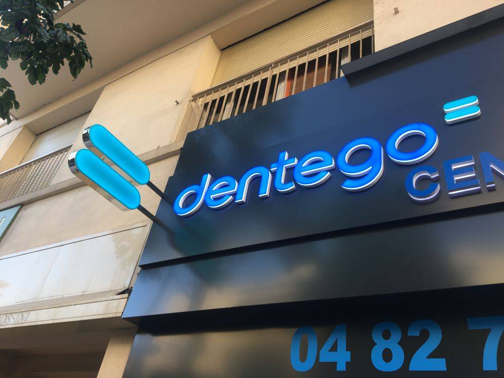 Enseigne dentego cabinet dentiste
